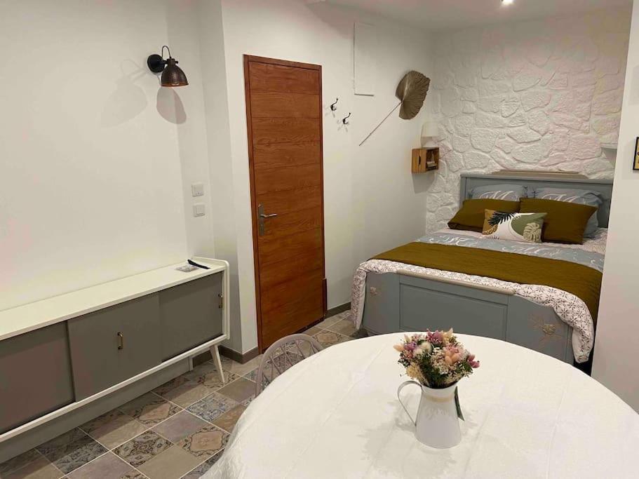 Studio Le Chat'Oh! Combourg Extérieur photo