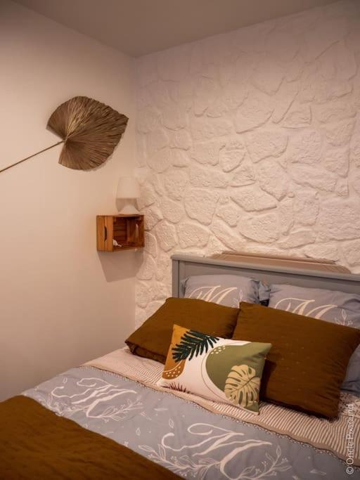 Studio Le Chat'Oh! Combourg Extérieur photo